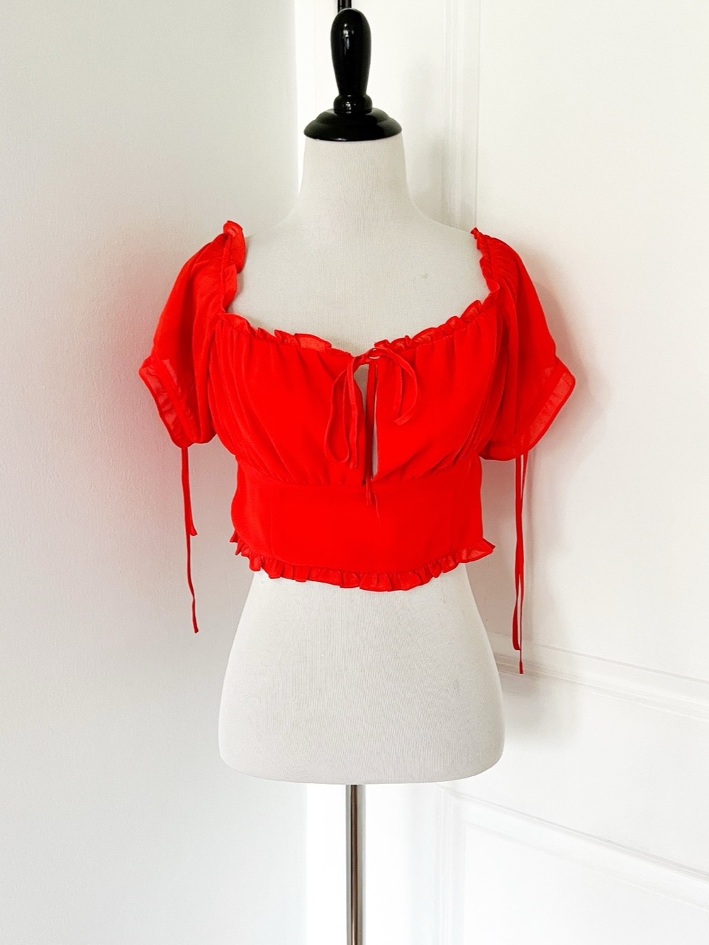 Lovers + Friends Red Off-Shoulder Crop Top Size Medium Like New